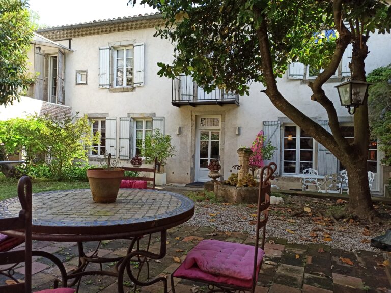 Maison 5 pièces 367 m² · à Castres · 367 m² · 495 000 €