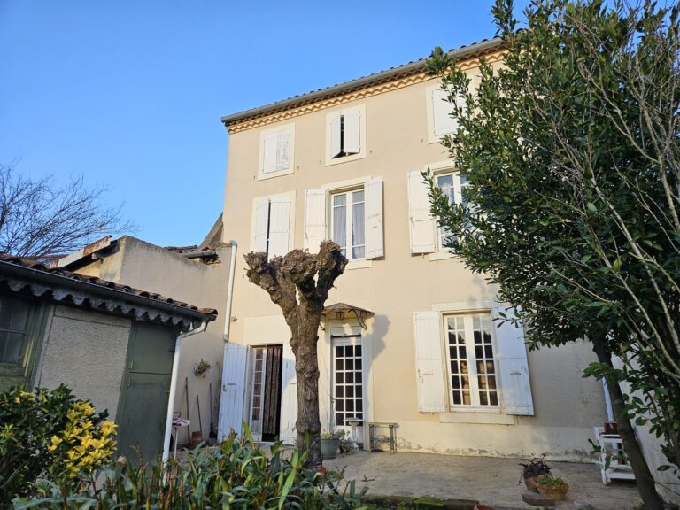 Maison 5 pièces 150 m² · à Castres · 150 m² · 187 000 €