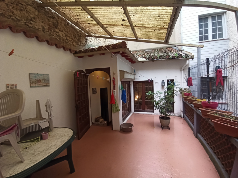 Maison 94 m² · à Castres · 94 m² · 295 000 €