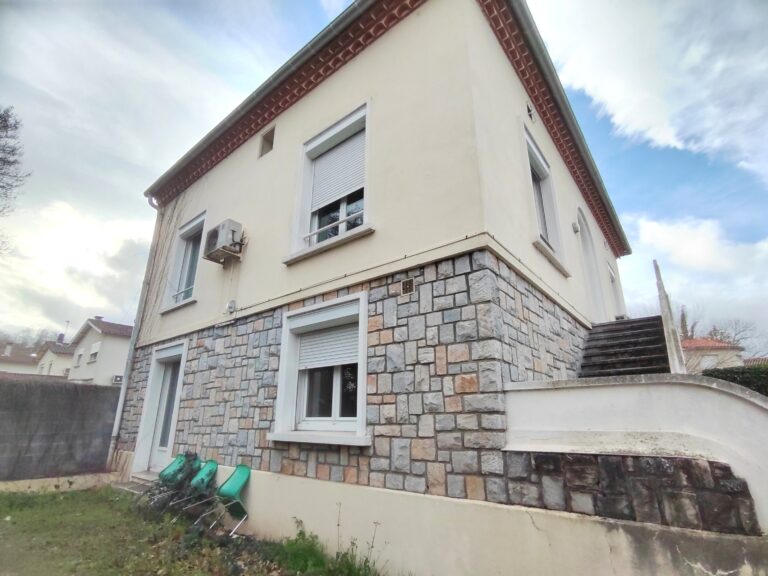 Maison 172 m² · à Castres · 172 m² · 179 000 €