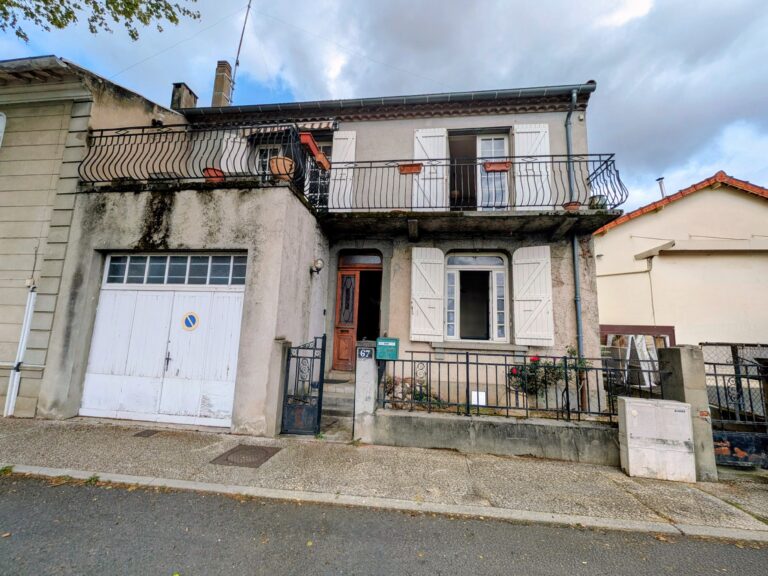 Maison 3 pièces 146 m² · à Castres · 146 m² · 145 000 €