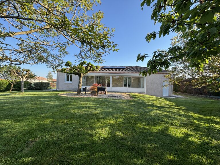 Maison 4 pièces 105 m² · à Viviers-lès-Montagnes · 105 m² · 230 000 €
