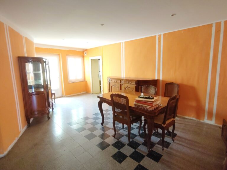 Maison 2 pièces 65 m² · à Castres · 65 m² · 64 000 €