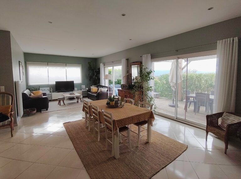 Maison 6 pièces 171 m² · à Castres · 171 m² · 425 000 €